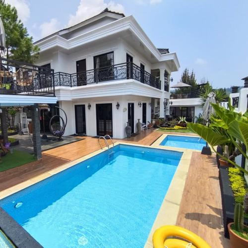 1127villa_malini_7_kota_bunga_puncak_1