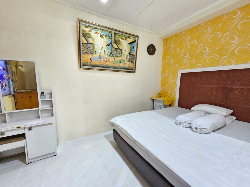Villa 3 kamar kota bunga Blok H6