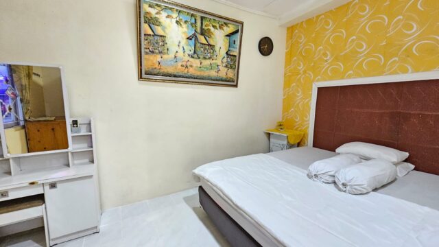 Villa 3 kamar kota bunga Blok H6