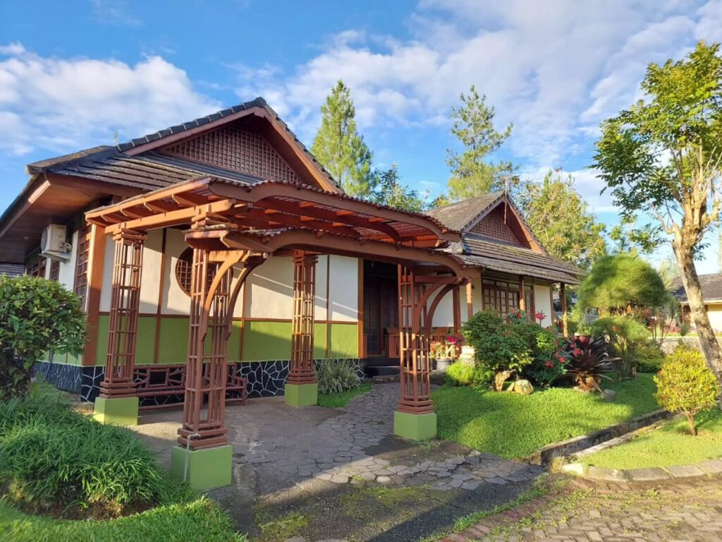 Villa 3 kamar tiper jepang kota bunga puncak1