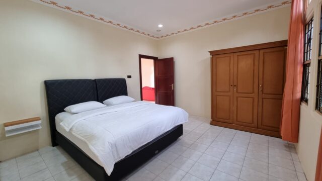 Private Villa Nimmala Puncak 4 kamar (7)