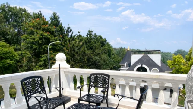 Private Villa Puncak madeline (5)