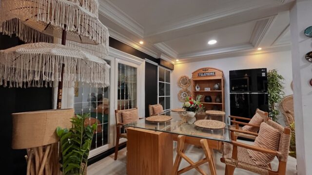 Ruang makan villa malini 2
