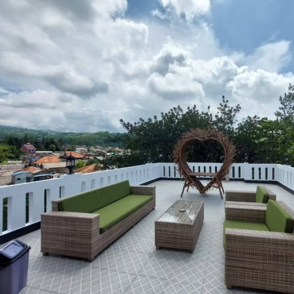 VILLA MALINI 1 KOTA BUNGA PUNCAK (7)